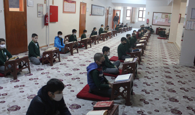 Öğrenciler Kur’an tilaveti sundu