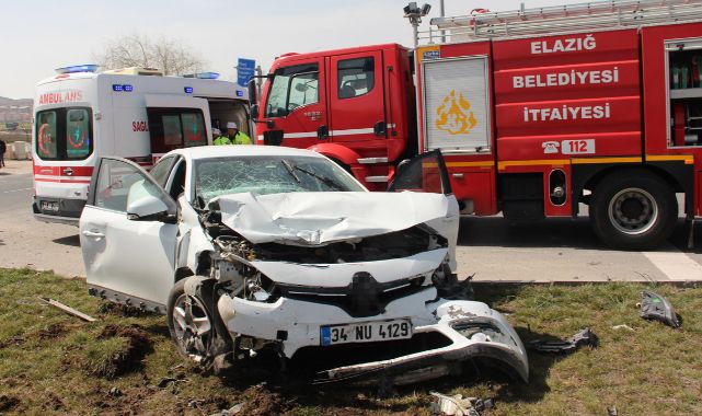 Elazığ- Malatya Karayolu Baskil Kavşağında feci kaza: Bir kişi hayatını kaybetti