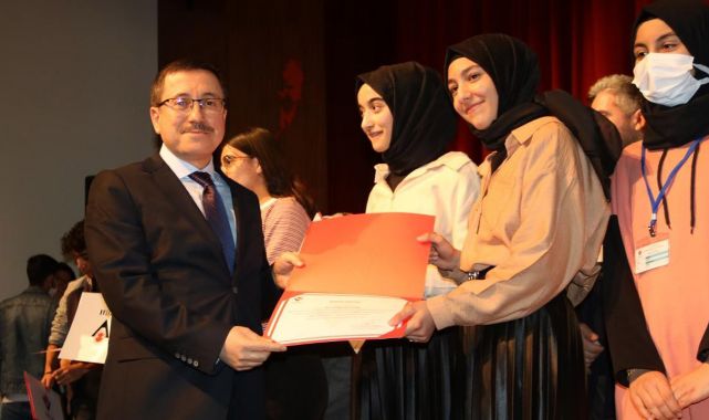 Türkmen: Zor bir jüriden geçtiniz