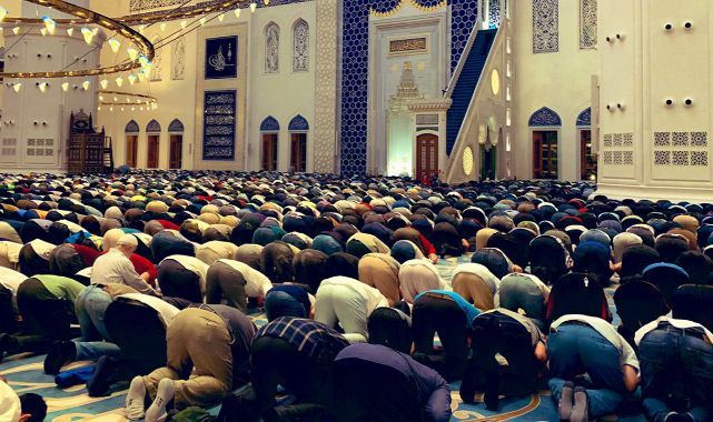 Arefe Günü teravih namazı kılınır mı?