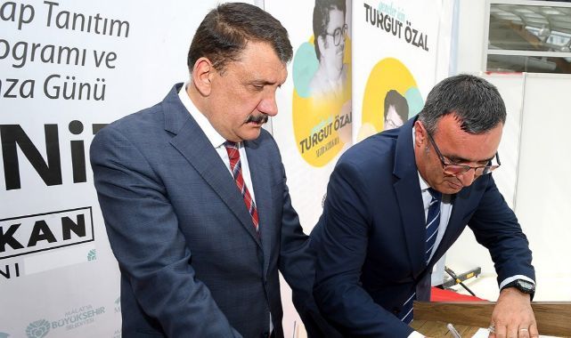 Gürkan: Özal, memleketimizin geleceği ve istikbali noktasında çok önemli işler ifa etmiştir