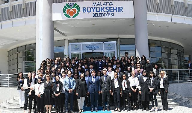 Gürkan: Bizim ülkemiz dünyada örnek teşkil ediyor
