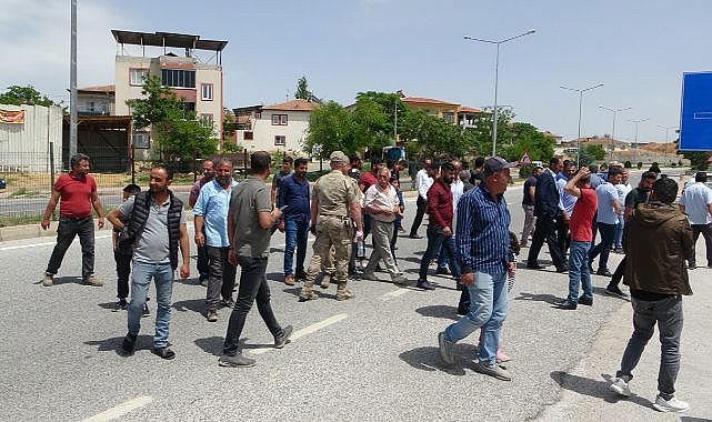 Mahalleli sokağa döküldü! Sebebi ise...