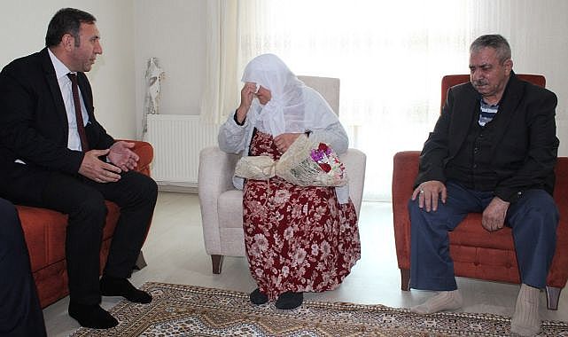 Şehit annesine duygulandıran ziyaret