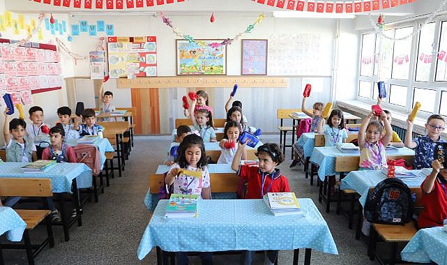 Bütün 1. sınıf öğrencilerine hediyeleri ulaştırıldı