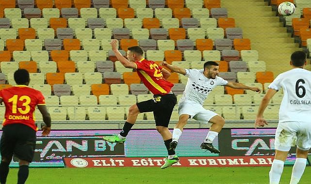 Kaplan'ın 3 puanı 90+6'da direkten döndü!