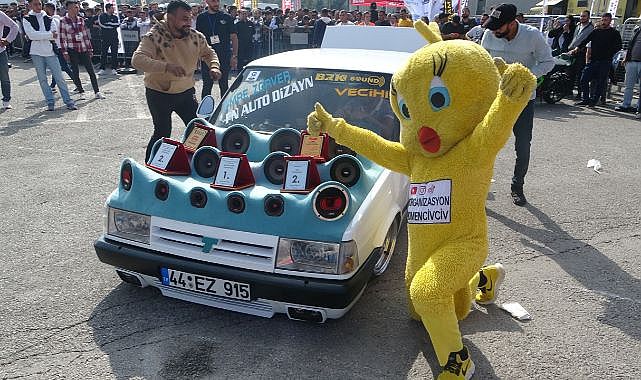 Araç tutkunları bir araya geldi