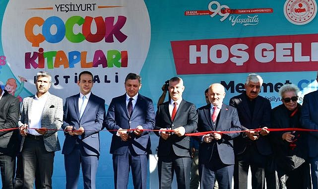 Çınar: “Çocuk kitapları festivalimize şenlik havasında başladık”