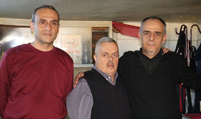 Malatyalıların down sendromlu çaycısı neşe saçıyor