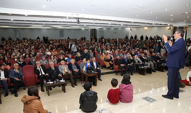 Alişan Kapaklıkaya, hayranlarıyla bir araya geldi