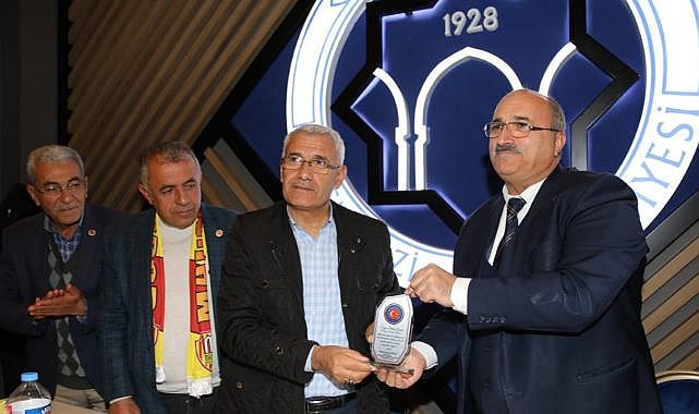 “Dönüşüm konusunu masaya yatırmalıyız”