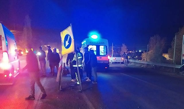 Motosiklet bariyere çarptı: 1 yaralı