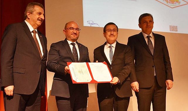 Türkiye’de ilk kez almaya hak kazanan üniversite!
