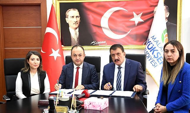 Gürkan: Bütün kadınlarımıza hayırlı olsun!