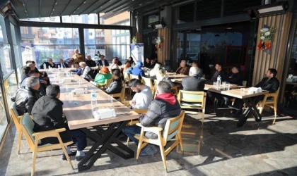 Güder: Esnafımızın sesine kulak veriyoruz