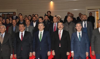 Kayısı kentimizi hak ettiği konuma getireceğiz!