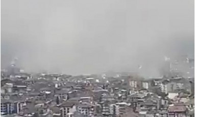 Deprem, Malatya'yı toz bulutuna çevirdi!