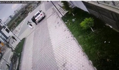 Depremin vurduğu ikametlerde önce taşımacılık, sonra hırsızlık!..