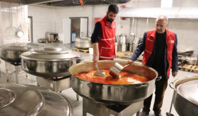 Kızılay'dan, Malatya'ya, günlük 340 bin kişilik yemek!
