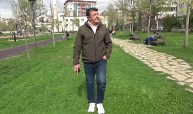 Her yerde aradı! Depremde elini tutan komutana vefa borcunu ödemek istiyor...