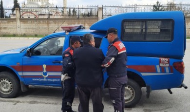 Kredi kartı hırsızı firari suç makinesi çıktı!