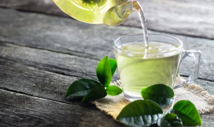 Bu karışım göbek yağlarını cayır cayır yakıyor! Günde 2 fincan…