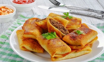Gurmelere yaraşır otantik lezzet: Kıymalı Krep Börek
