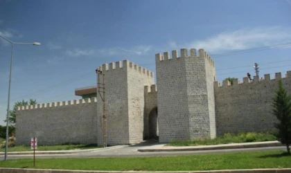 Malatya Kalesi nasıl gidilir? Malatya Kalesi yol tarifi…