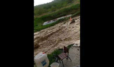 Malatya'yı sel vurdu! Vatandaş mahsur kaldı