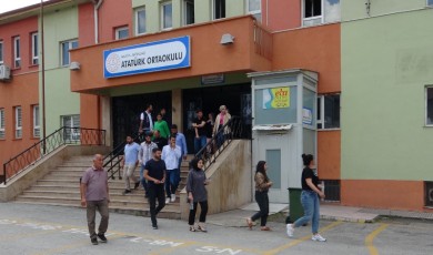 Deprem bölgesi Malatya’da YKS'nın ikinci oturumu AYT tamamlandı