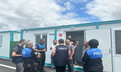 Konteynerde kalan depremzedeye siber suç uyarısı!..