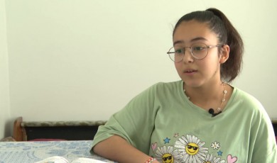 Malatyalı depremzede öğrenci Zeynep Zülal Yarış, şampiyonluğu göğüsledi!