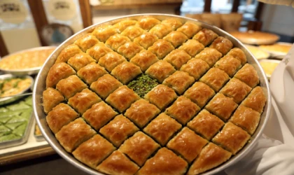 Sahte baklava tuzağı: Tüm yöntemleri ifşa oldu! Baklavanın sahtesi nasıl anlaşılır?