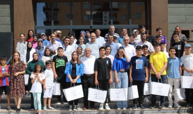 Güder, başarılı öğrencilerle buluştu!