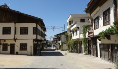 Lezzet Caddesi'nin şu sıralar tadı tuzu yok! Sessiz, mahzun, kimsesiz...
