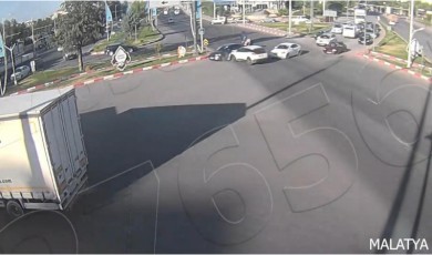 Malatya'da dikkatsizlik ve kural ihlalleri anbean görüntülendi!