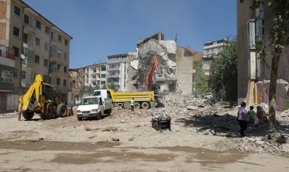 Malatya'daki yıkımda göçük!..