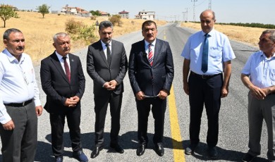 Akçadağ’da 66 kilometre grup yolunda çalışmalar tamam!