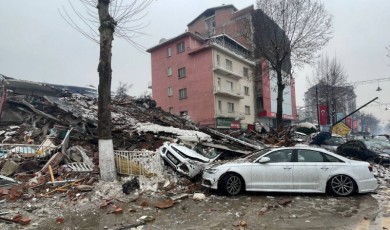 Alişan HAYIRLI / Depremden korkma, çürük binadan kork!