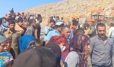 Doğanşehir'de feci kaza! Tarım işçilerini taşıyan traktör şarampole devrildi