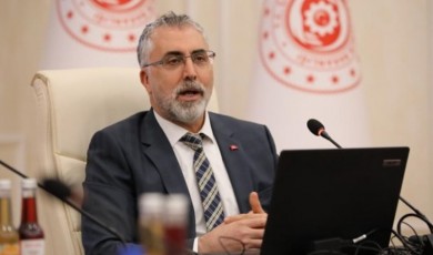 En Düşük Emekli Aylığı Ne Kadar Olmalı? Emekli maaşları 10 bin TL’ye çıkar mı?
