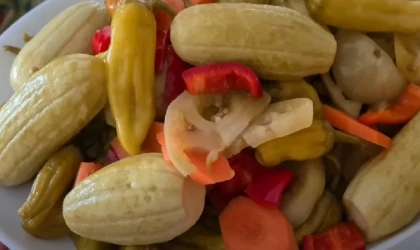 Garantili 2 yıl boyunca kütür kütür erime yapmayan acur turşusu asırlık şaşmayan turşu tarifi...