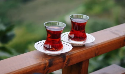 Meğerse biz çay demlemeyi bilmiyormuşuz... Tavşankanı çay demleme yöntemi!