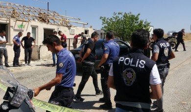 Silahla oyun olmaz sözü yine unutuldu! Arkadaşına sıktı