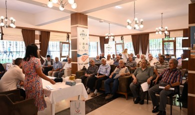 1 Ekim Dünya Yaşlılar Gününde yaşlılar unutulmadı!