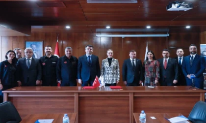 AFAD, DEÜ’ye erken uyarı sistemi kuruyor... İmzalar atıldı