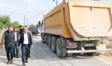 Depremde zarar gören Yaka Mahallesi'nin yol ağı konforlu ve akıcı hale gelecek!
