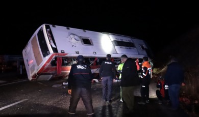 Kayseri-Malatya kara yolunda feci kaza: 8’i ağır 38 yaralı
