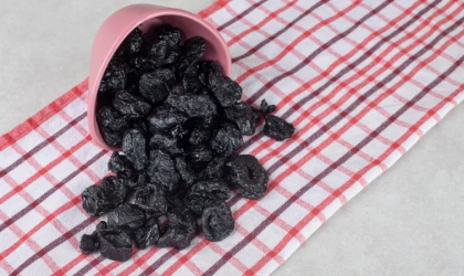 Kemik erimesi riskini bitiren, çelik gibi bir iskeletin sırrı onda saklı! Günde 5 tane yemek yetiyor...