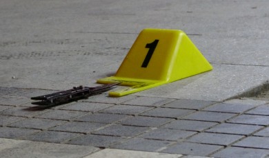 Kışla Caddesi'nde bıçaklı kavga! Yemeği beğenmeyince bıçağını çekti...